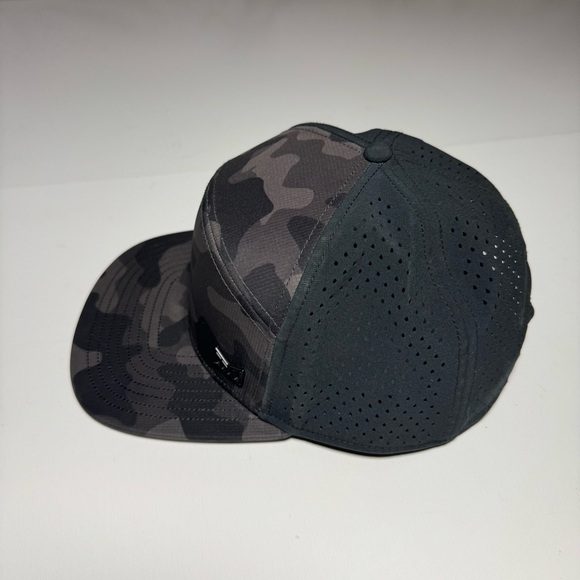 Melin Trenches Icon Hydro Performance Snapback Hat - Picture 6 of 12